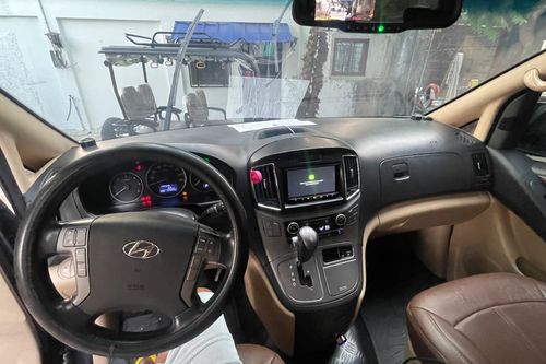 Second hand 2018 Hyundai Grand Starex 2.5 HVX 