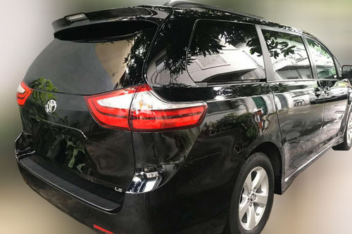 2nd Hand 2020 Toyota Sienna Luxury
