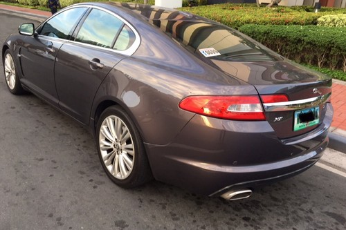 Old 2012 Jaguar XF Luxury 3.0 V6 D S 275*