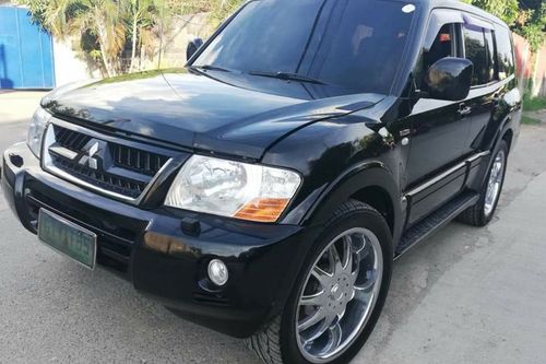 Second hand 2004 Mitsubishi Pajero GLS 3.8 V6 Gas 4WD AT 