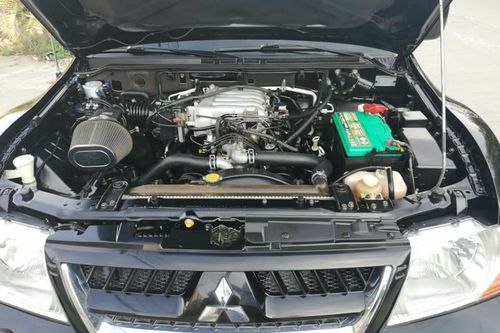 Old 2004 Mitsubishi Pajero GLS 3.8 V6 Gas 4WD AT