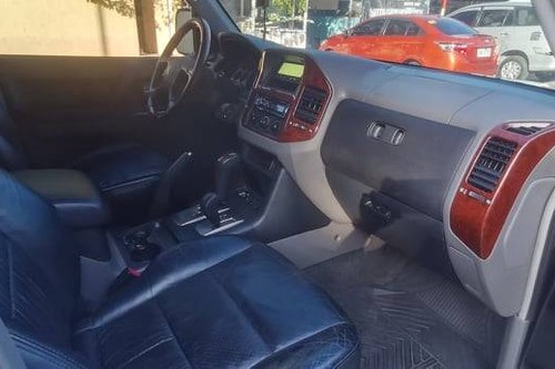 Old 2004 Mitsubishi Pajero GLS 3.8 V6 Gas 4WD AT