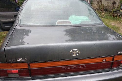 Old 1992 Toyota Corolla 1.6L GL MT