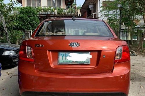 Old 2010 Kia Rio Hatchback 1.4 GL AT