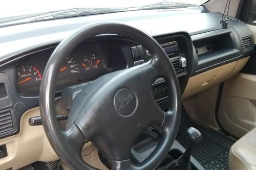 Used 2015 Isuzu Crosswind XT  MT