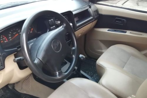 Used 2015 Isuzu Crosswind XT  MT