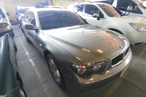 2nd Hand 2004 BMW 7 Series Sedan 745Li