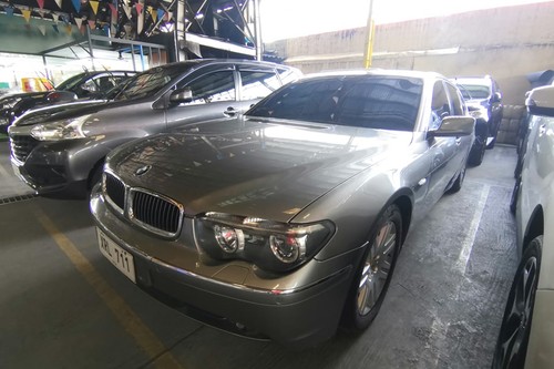 Old 2004 BMW 7 Series Sedan 745Li