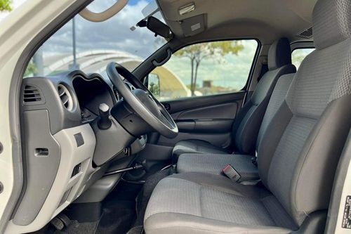 Used 2020 Nissan Urvan 18 Seater VX