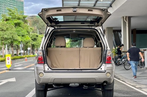 Second hand 2007 Ford Escape 2.3L XLS AT 