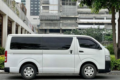 Used 2016 Toyota Hiace Commuter 3.0 M/T