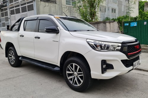 Second hand 2020 Toyota Hilux Conquest 2.8 4x4 M/T 