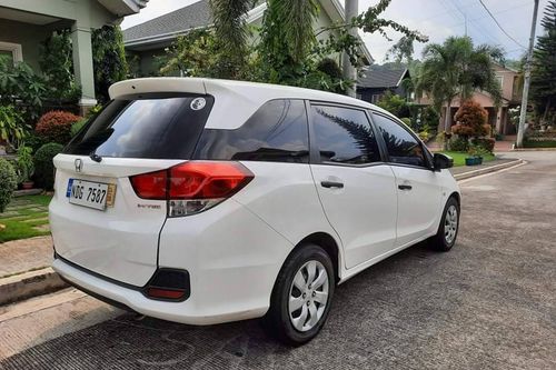 Second hand 2016 Honda Mobilio 1.5 E MT 