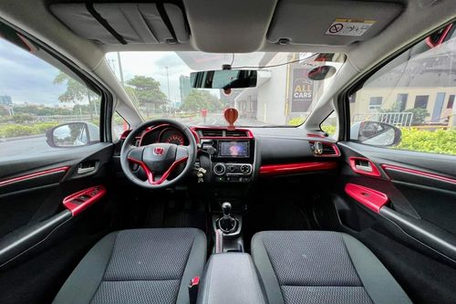 Used 2018 Honda Jazz 1.5 V MT
