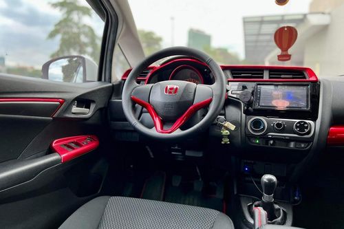 Used 2018 Honda Jazz 1.5 V MT
