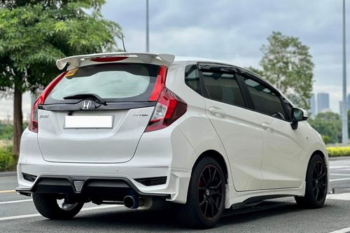 Used 2018 Honda Jazz 1.5 V MT