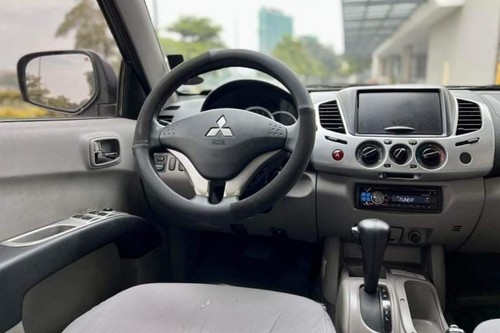 Second hand 2012 Mitsubishi Strada GLX V 2WD 2.5 AT 