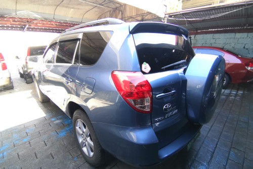 Old 2007 Toyota RAV 4 2.4L AT FWD