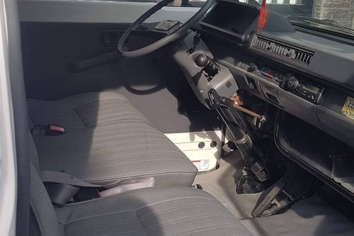 2nd Hand 2016 Mitsubishi L300 2.5L FB Exceed MT