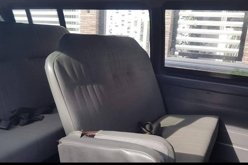 Old 2016 Mitsubishi L300 2.5L FB Exceed MT