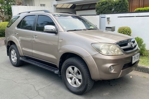 Second hand 2006 Toyota Fortuner 2.4 G Diesel 4x2 AT 