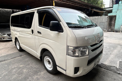 2nd Hand 2021 Toyota Hiace 3.0L Commuter MT