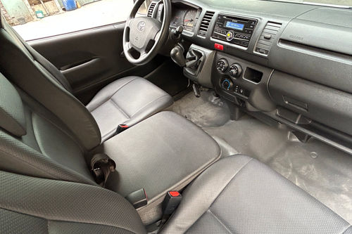 Used 2021 Toyota Hiace 3.0L Commuter MT
