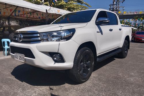 Old 2017 Toyota Hilux 2.4 G DSL 4x2 M/T