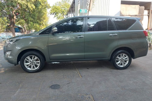 Used 2017 Toyota Innova 2.8L V AT