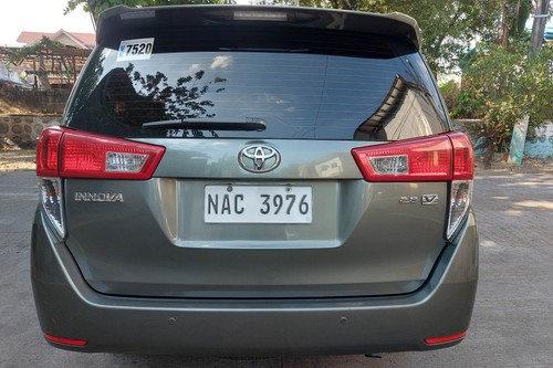 Used 2017 Toyota Innova 2.8L V AT