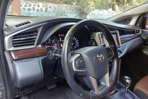 Used 2017 Toyota Innova 2.8L V AT