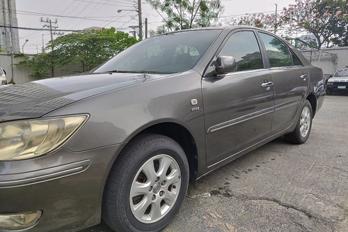 2nd Hand 2002 Toyota Camry 2.0G