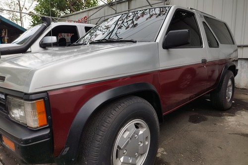 Second hand 1997 Nissan Pathfinder 2.0L AT 