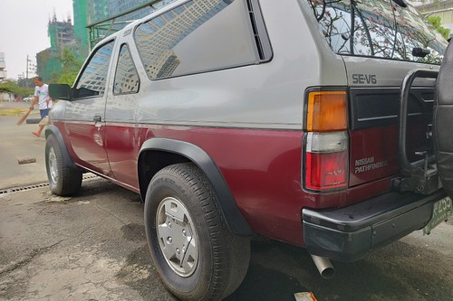 Used 1997 Nissan Pathfinder 2.0L AT