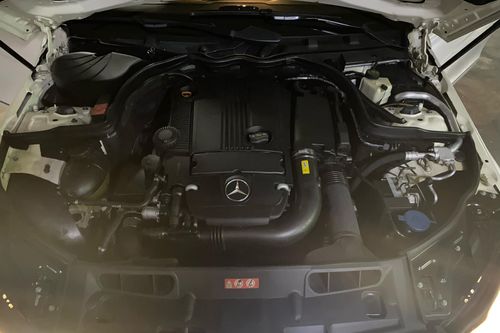 Used 2013 Mercedes-Benz C-Class C200 (1.8 L AT)