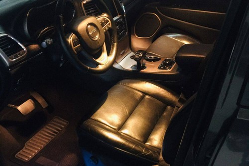 Old 2015 Jeep Grand Cherokee L Limited