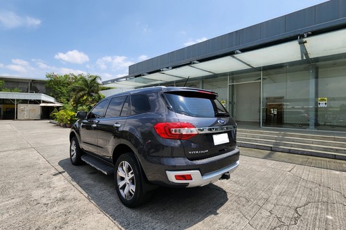 Old 2019 Ford Everest Titanium 2.2L 4x2 AT with Premium Package (Optional)