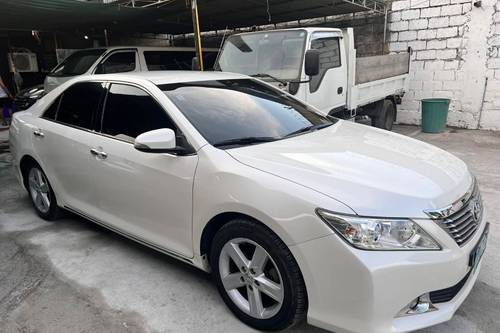 2nd Hand 2013 Toyota Camry 2.5 V AT