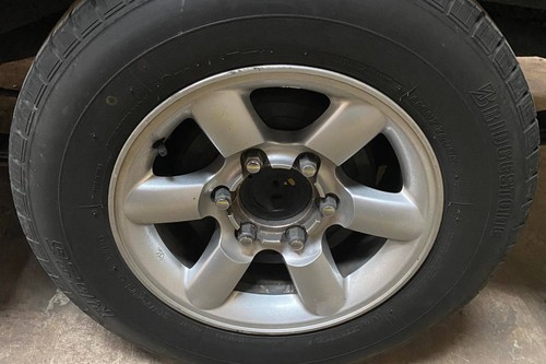 2nd Hand 2012 Nissan Frontier 2.7L Bravado MT