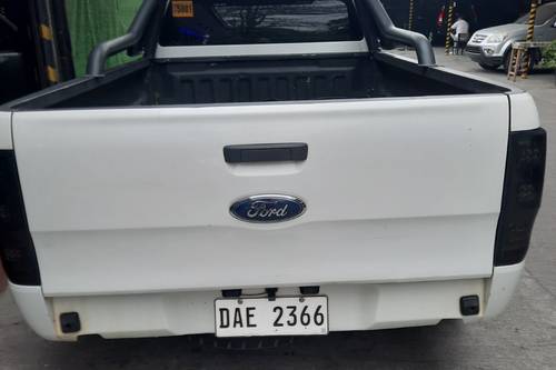 Second hand 2017 Ford Ranger 2.2L XL MT RWD 