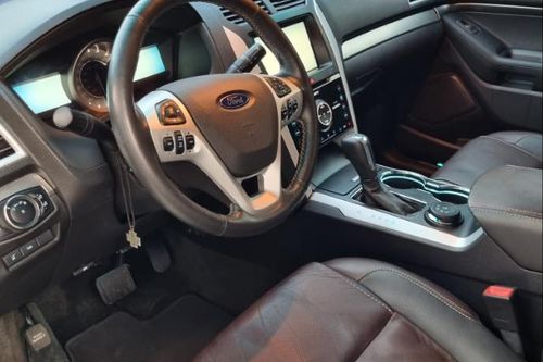 Second hand 2015 Ford Explorer 3.5L Sport AT 
