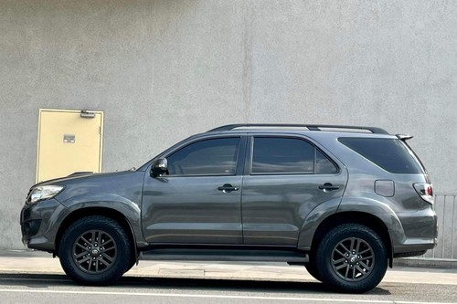 Used 2015 Toyota Fortuner 2.4 V AT
