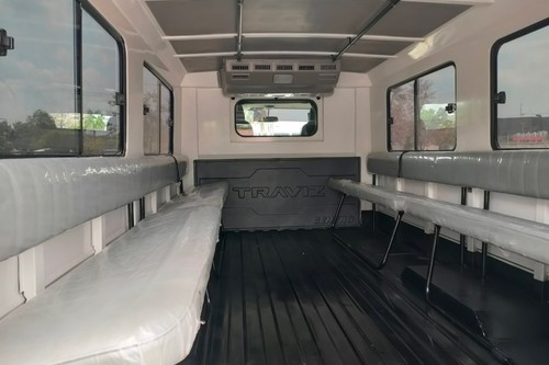 Used 2023 Isuzu Traviz L