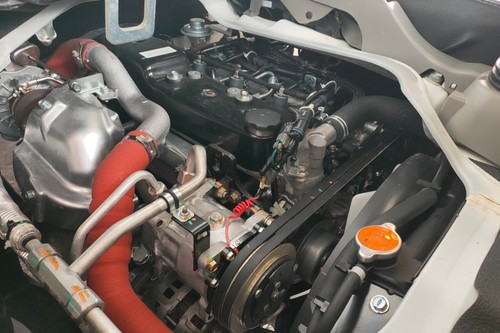 Used 2023 Isuzu Traviz L