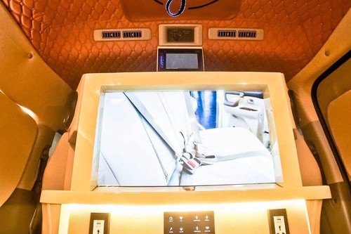 Second hand 2018 Nissan NV350 Urvan Premium AT 