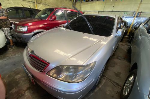 Second hand 2003 Toyota Camry 2.4 V AT 