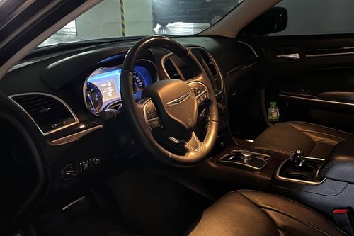 Used 2016 Chrysler 300C 3.5L AT