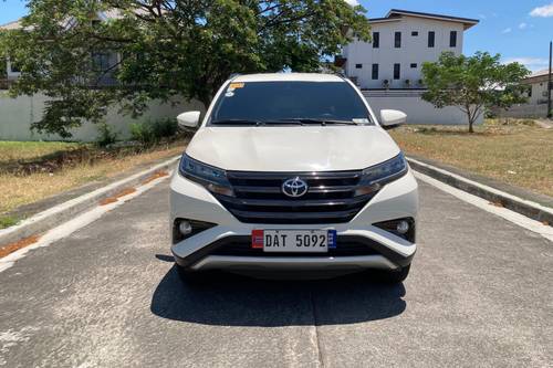 Second hand 2021 Toyota Rush 1.5 E AT 