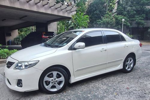 2nd Hand 2012 Toyota Corolla Altis 2.0L V AT