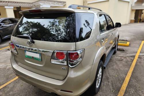 Old 2012 Toyota Fortuner 2.4 G Diesel 4x2 AT